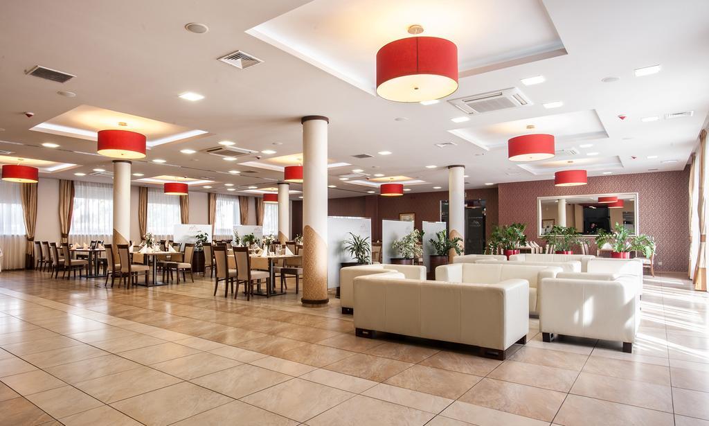 Hotel Austeria Conference & Spa Ciechocinek Exterior photo